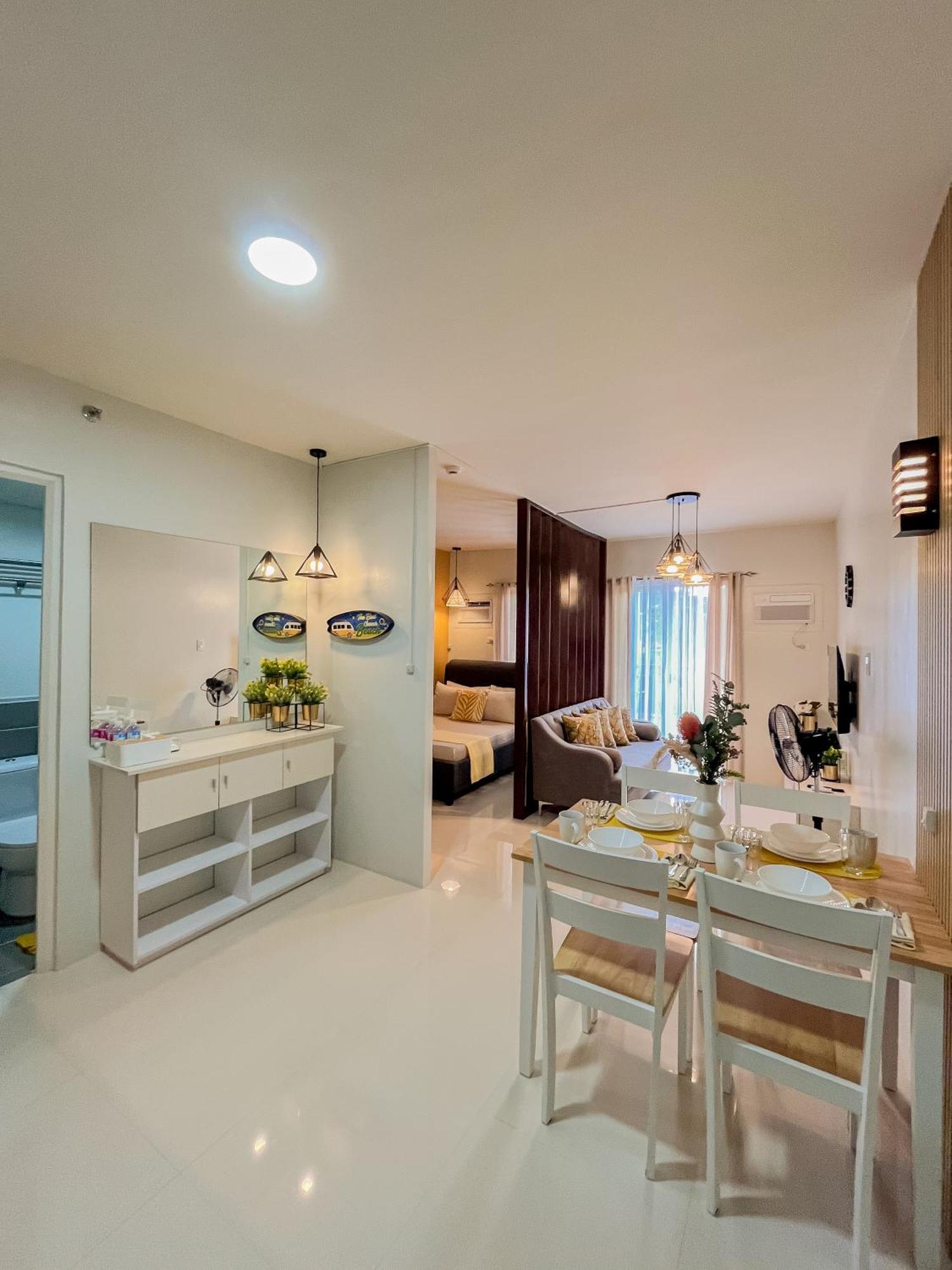2 Bedroom And Studio Apartments With Private Pool And Gym In Vista Manors Verdant プエルト・プリンセサ エクステリア 写真