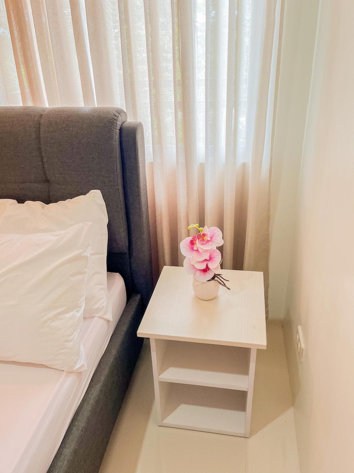 2 Bedroom And Studio Apartments With Private Pool And Gym In Vista Manors Verdant プエルト・プリンセサ エクステリア 写真