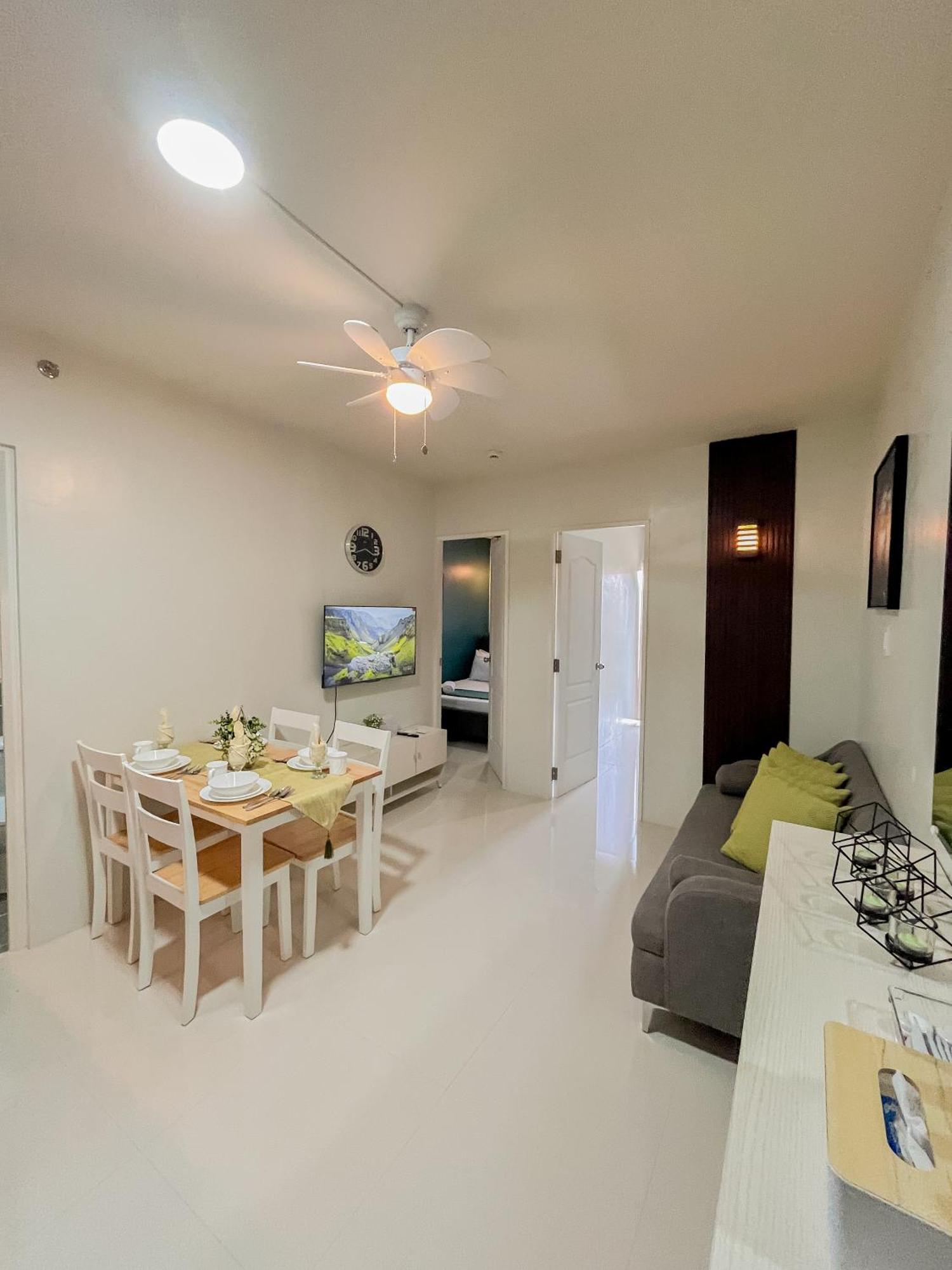 2 Bedroom And Studio Apartments With Private Pool And Gym In Vista Manors Verdant プエルト・プリンセサ エクステリア 写真