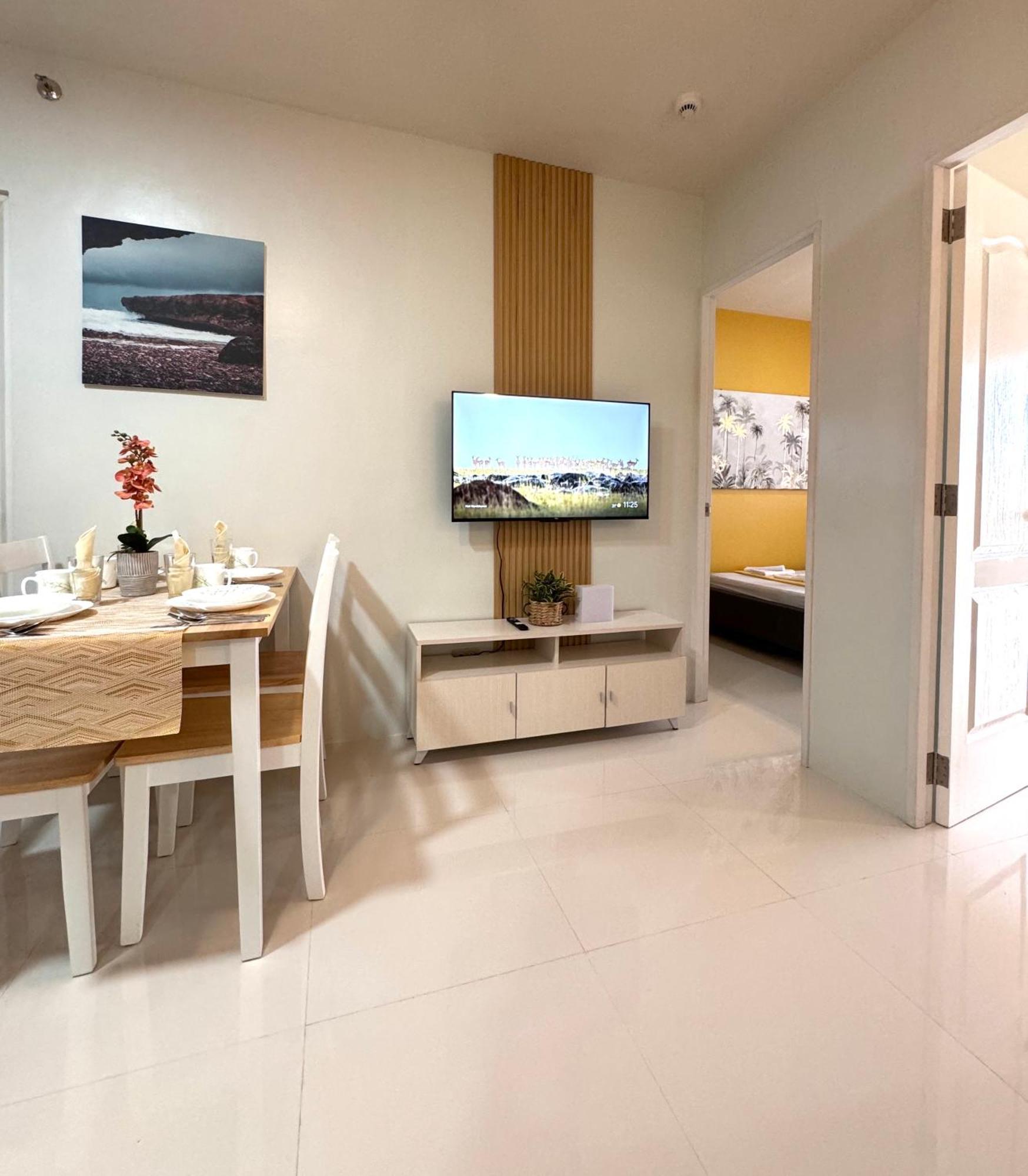 2 Bedroom And Studio Apartments With Private Pool And Gym In Vista Manors Verdant プエルト・プリンセサ エクステリア 写真