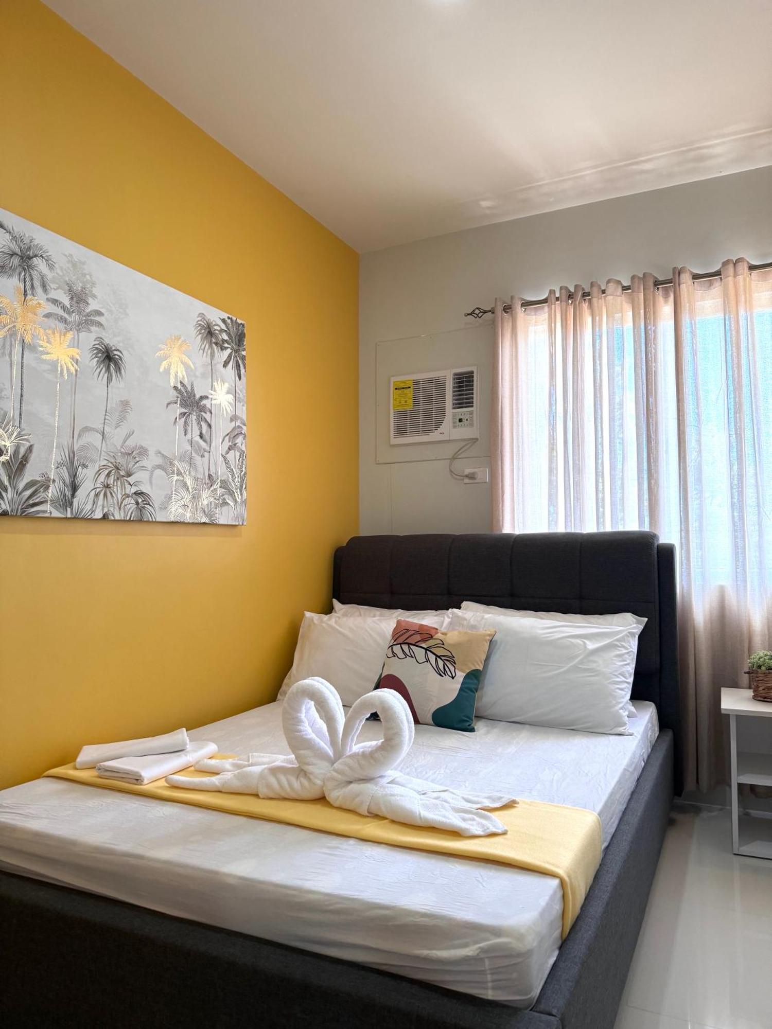 2 Bedroom And Studio Apartments With Private Pool And Gym In Vista Manors Verdant プエルト・プリンセサ エクステリア 写真
